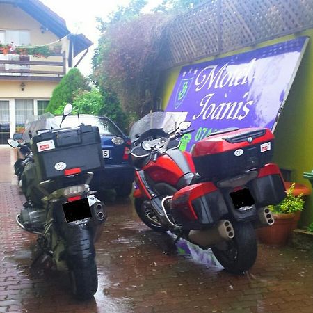 Motel Ioanis Mondorlak Kültér fotó