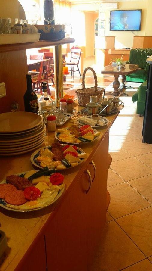 Motel Ioanis Mondorlak Kültér fotó