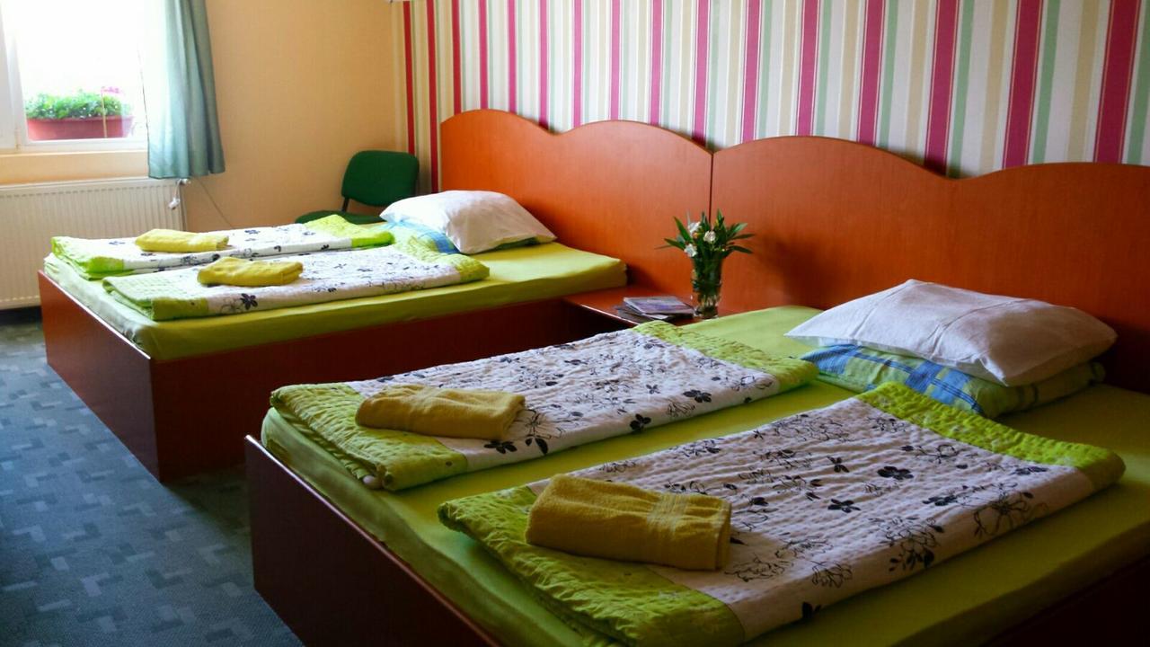 Motel Ioanis Mondorlak Kültér fotó