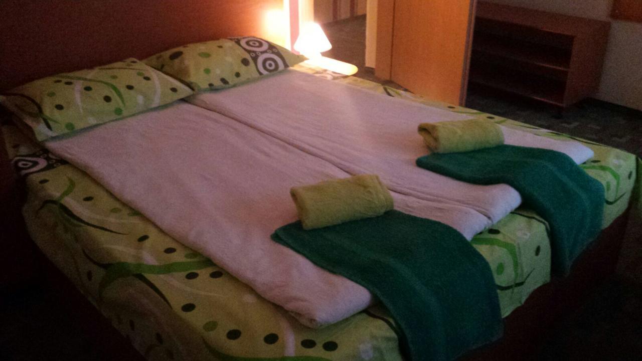 Motel Ioanis Mondorlak Kültér fotó