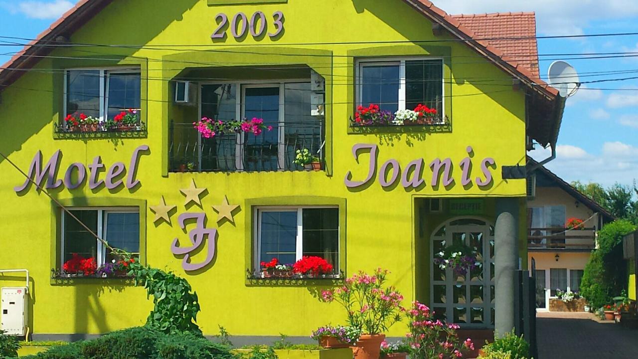 Motel Ioanis Mondorlak Kültér fotó